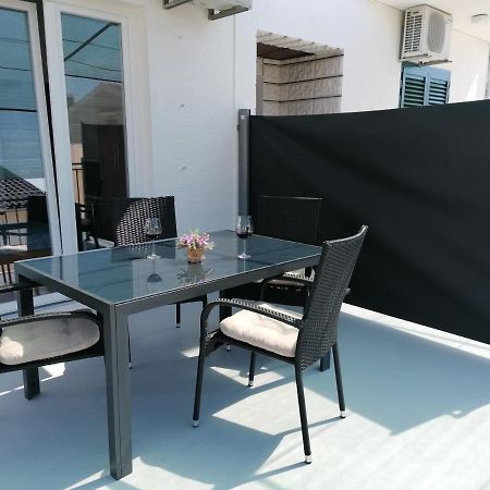 Apartmani Vesa プリモシュテン エクステリア 写真